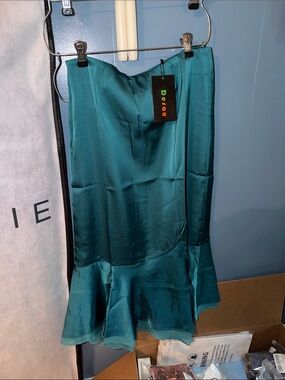 Teal Satin High-Low Flounce Skirt